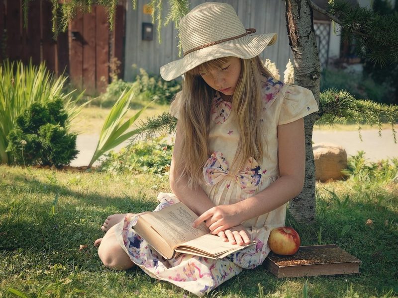 Cum să încurajezi cititul la copii – trucuri simple și eficiente