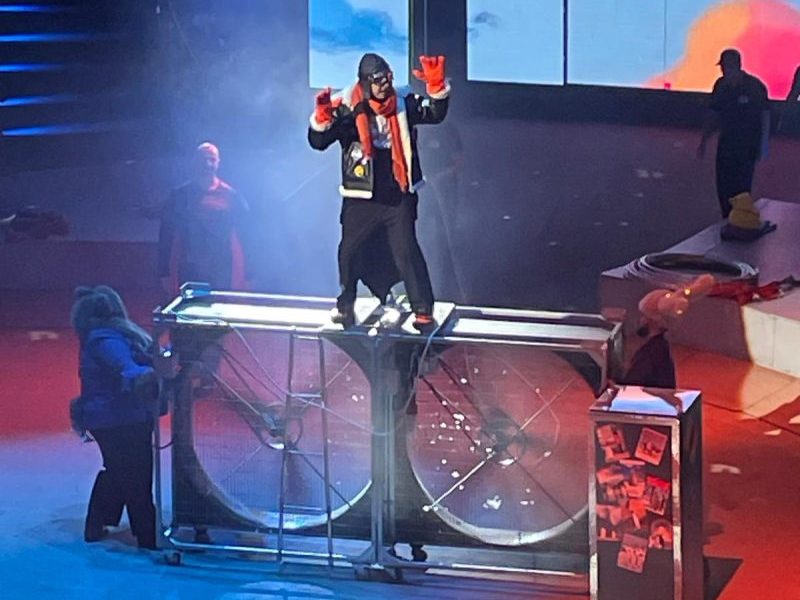 Apolodor – un spectacol pentru copii care ajunge direct la inimă